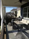 Beautiful, Cozy  and Airy Retreat with Lots of Character - NO CLEANING FEE - balcony