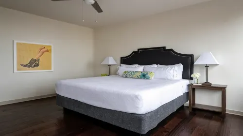 CozySuites at Ltv - Condos