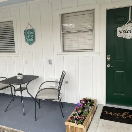 Comfortable home in the heart of Conroe, Texas and minutes away from Lake Conroe