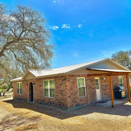 Double T Ranch House Отели в г. Кимбл