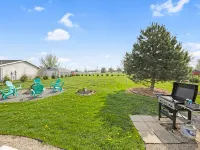 Home w/ Game Room, Boat Dock, Hot Tub on 2/3 Acre Hotels in Stokes Township