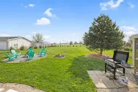 Home w/ Game Room, Boat Dock, Hot Tub on 2/3 Acre
