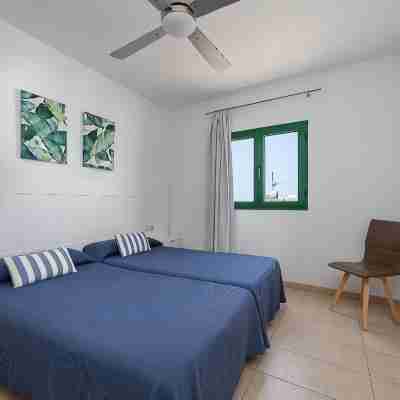 Apartamentos Elena Rooms