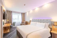 Premier Inn Hamburg City Alster Hotel