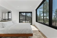 @HouseonGlacier - Modern Ski-in, Ski-Out Chalet with Private Hot Tub & View - ジム