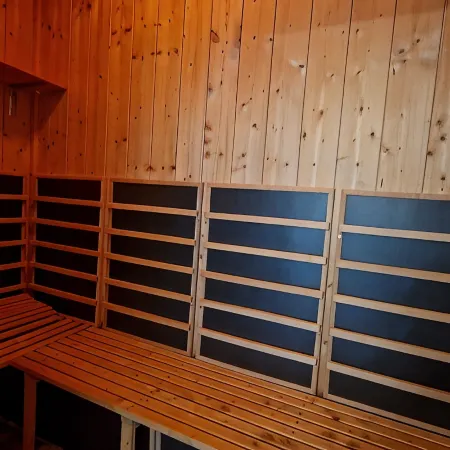 Close to the beach holiday home in a quiet field location with a spacious wooden terrace Отели рядом с достопримечательностью «Рюгенский мост»