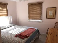 Simple Family Beach house: one floor & steps to ocean.  V. close beach location - 民泊