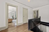 Charming, Cozy Home Close to Everything Downtown! Perfect for Large Groups! - 3-Star