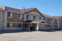 Travelodge by Wyndham Fargo West Acres - breakfast