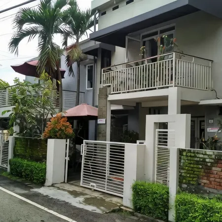 Homestay K 10 Syariah Malang
