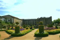 Corredoura Garden Hotel di 