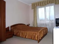 Zolotoy Dzhinn - 2-نجوم