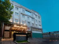 Costa Riviera Hotel アイピー モール周辺のホテル