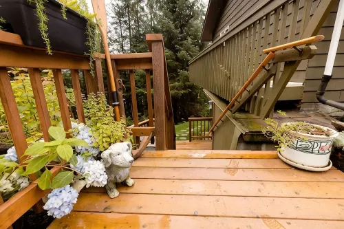 Experience Sitka's Charm in Your Cozy 1-Bedroom Retreat Overlooking the Bay