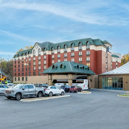 Country Cascades Waterpark Resort