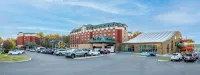 Country Cascades Waterpark Resort - parking
