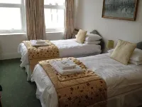 Edelweiss Guest House - Parkering