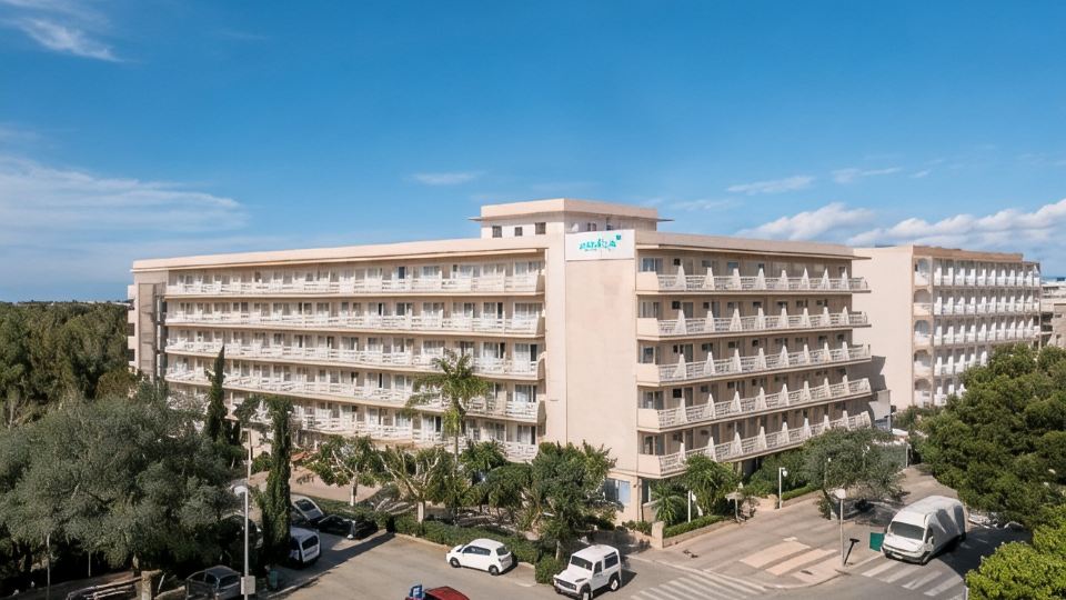 AzuLine Hotel Bahamas y Bahamas II