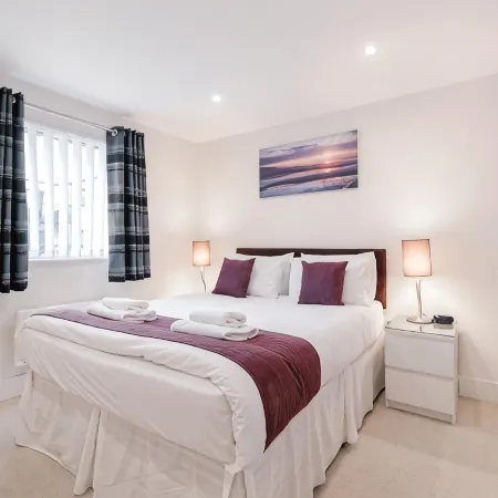 Roomspace Serviced Apartments - Capitol Square