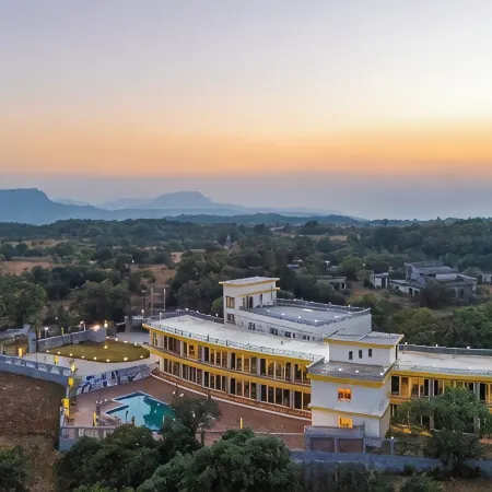 The Hosteller Bam Lonavala, Tiger Point