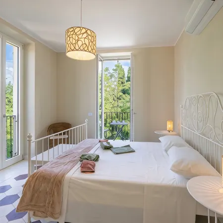Villa Lilla Bellagio | Luxury Pool & Wine with Lake View