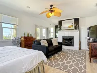 Walk One Block to Beach, Pool, Spacious for Families, Sleeps 12 - 4-Star