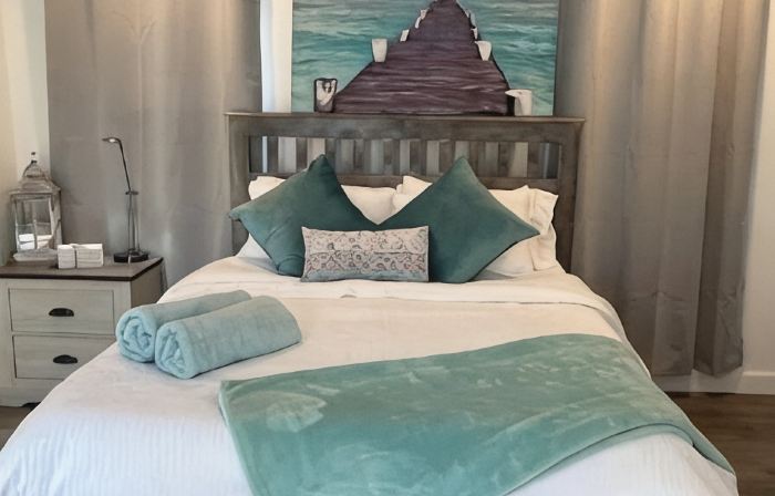 Gorgeous 2 bedroom 2 bath Near SoFI