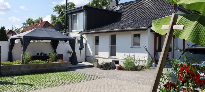 Vacation at the beautiful Wusterwitz Lake with lots of greenery, ideal for nature lovers ポツダム＝ミッテルマルクのホテル