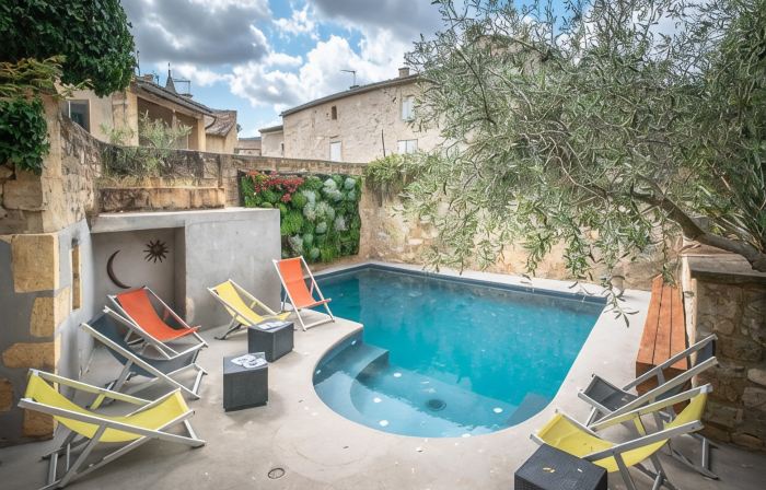 Hostellerie le Castellas Les Collectionneurs