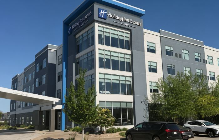 Holiday Inn Express Bettendorf - Davenport NE by IHG