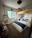 Panoramic Lake View Living with Hot Tub & Sauna. - Gym