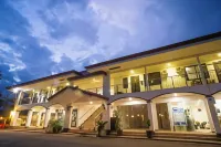 Panglao Village Court Apartments - Motels