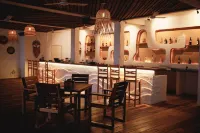 Hotel Sea Breeze at Mahabalipuram - bar