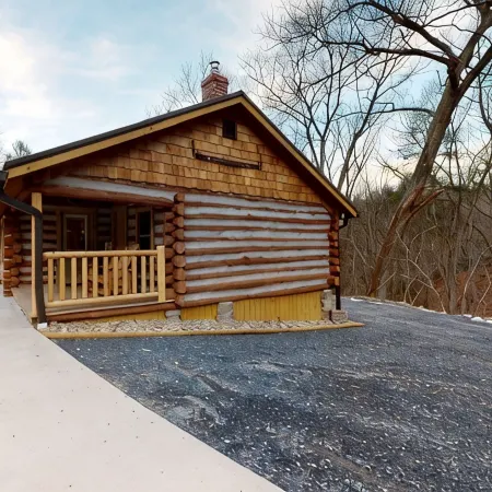 Cozy Log Cabin in the Heart of Smoke Hole Canyon Overlooking South Branch River.