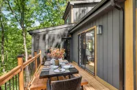 Pocono Cabin Where the Host Thought of Everything, so You Don’t Have to! - Boutique