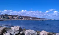 Great Narragansett Location! Classic Beach Cottage.  Short Walk to Kelly Beach. - breakfast