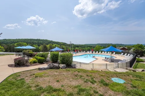 Family Style 6 Bedroom Home, 2 Pools, New Patio Furniture!  Clean & Relaxing!