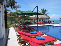 Silver Fern Beach Retreat - Parkplatz