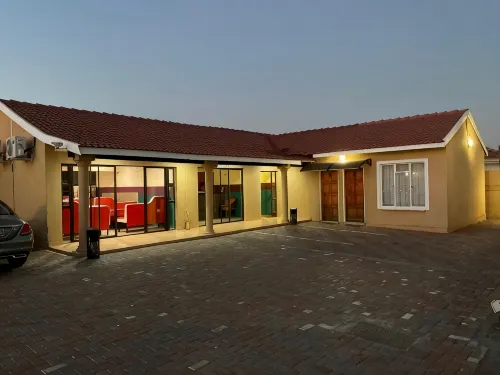 Pale Bohemia Bed and Breakfast - Homestays