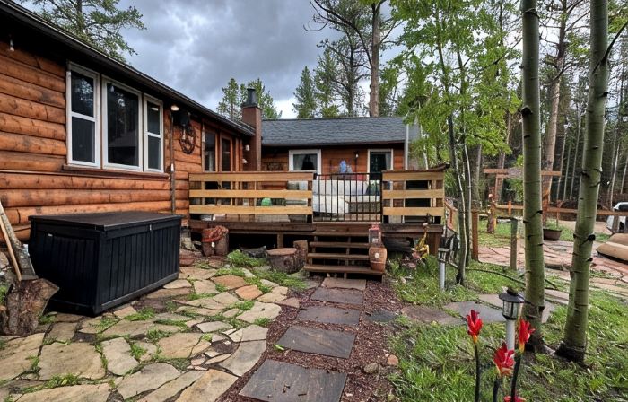 Beautiful Year Round - Creekside Cabin - Near RMNP - Dog Friendly