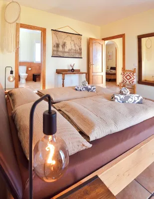 Villa Puerta del Sol für 10 Personen/ Pool/ Wifi / Klima / April 24 Renoviert - 2 stelle