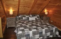 Amazing Views! Hot Tub!! Minutes from the Gorge!!! - Feriehus