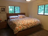 Paradise Cabin in the Pines<br>Comfortable Patios and porch swing <br>Watch kids play - Chalets