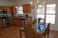 Minutes from Granite Peak Ski Area with easy access to I39 - 3 stjerner