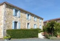 Au Clair du Soleil - Bed and Breakfasts