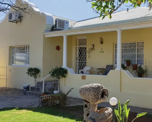 Stemar Self Catering Hotels in Graaff-Reinet