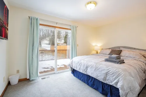Comfort Awaits at Cozy Get Away - Dog Friendly - 3BD / 2BA + Living Spaces