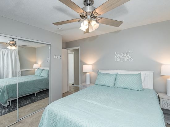 Discounted Oasis, 2 Bedroom Lower-Level Duplex 5 Minutes to Mayo Clinic!