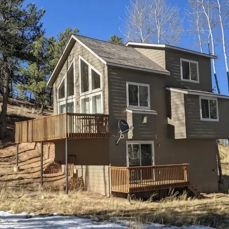 Mountain Getaway and Family Retreat