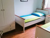 Tastefully decorated - Husum / North Sea - 200m from the sea - 2-6 people Hotele w: Simonsberg